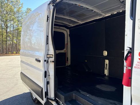 Used 2019 Ford Transit 150 148 Medium Roof image 18
