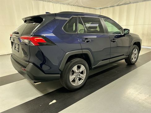 Used 2023 Toyota RAV4 XLE w/ Convenience Package image 2