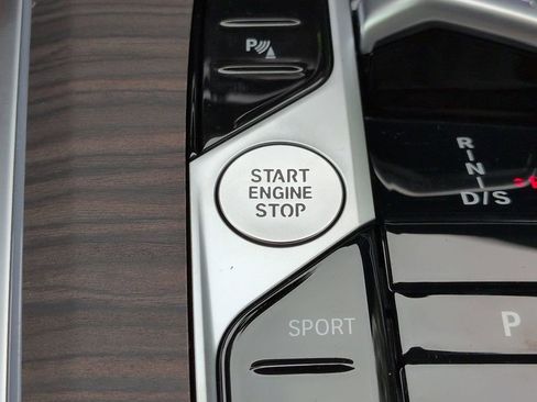 New 2026 BMW X5 xDrive40i w/ Climate Comfort Package AWD/4WD image 29