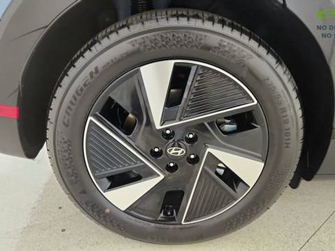 Used 2026 Hyundai Ioniq 5 SE RWD image 58