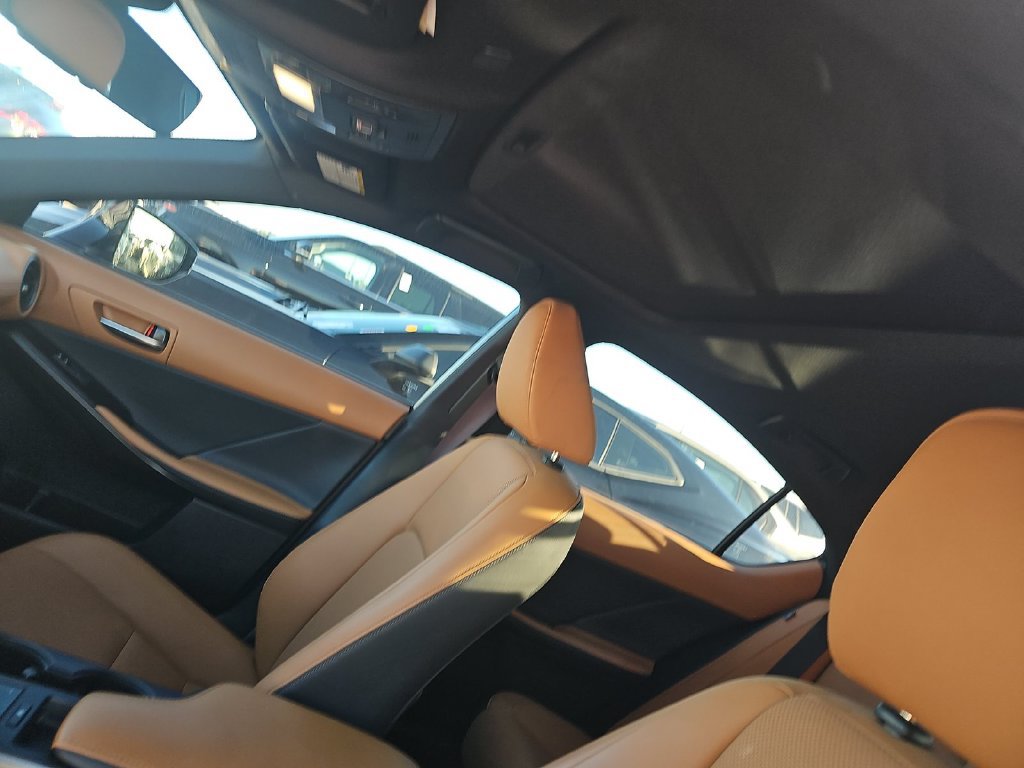 Used 2025 Lexus IS 300 w/ Premium Package RWD image 7