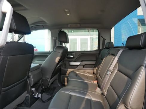 Used 2018 Chevrolet Silverado 1500 LT w/ All Star Edition AWD/4WD image 8