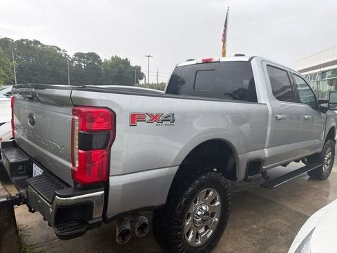 Used 2024 Ford F250 Lariat w/ Lariat Ultimate Package AWD/4WD image 6