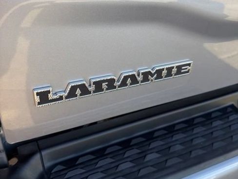 Used 2024 RAM 2500 Laramie AWD/4WD image 8