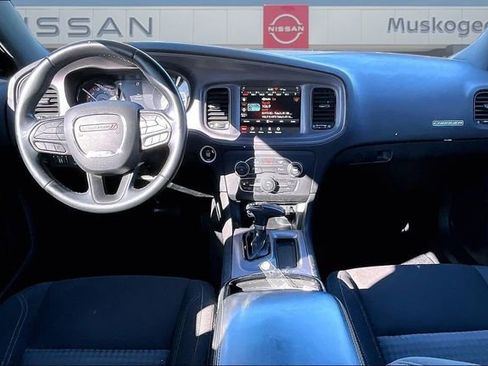 Used 2023 Dodge Charger SXT w/ Blacktop Package image 7