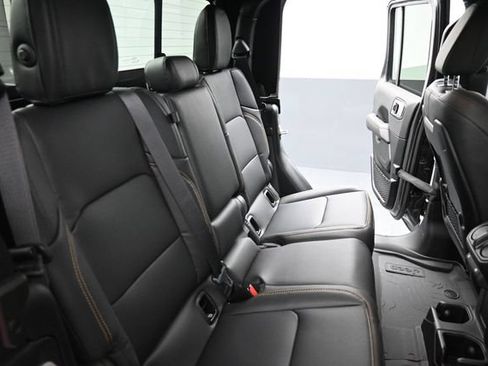 New 2026 Jeep Gladiator Sport AWD/4WD image 15
