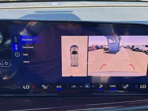 New 2026 Chevrolet Traverse Z71 w/ Driver Confidence Package AWD/4WD image 23