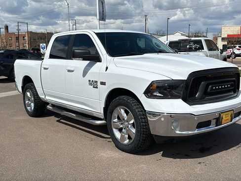 Used 2019 RAM 1500 Big Horn AWD/4WD image 3