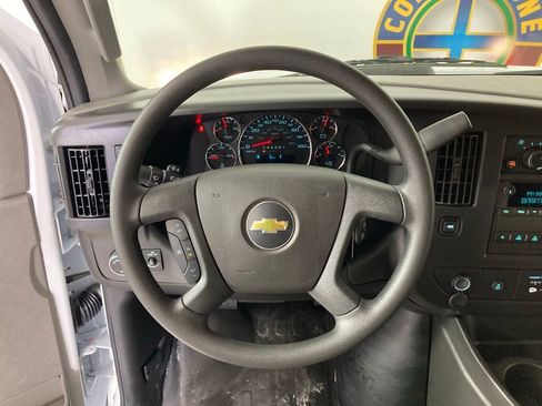New 2026 Chevrolet Express 3500 Extended RWD image 7
