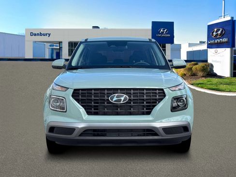 New 2026 Hyundai Venue SE image 12