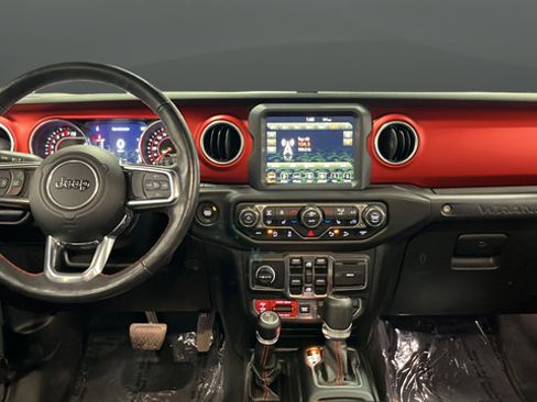 Used 2019 Jeep Wrangler Unlimited Rubicon AWD/4WD image 11