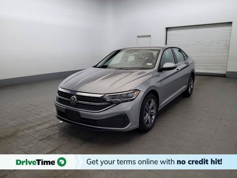 Used 2024 Volkswagen Jetta SE FWD image 1