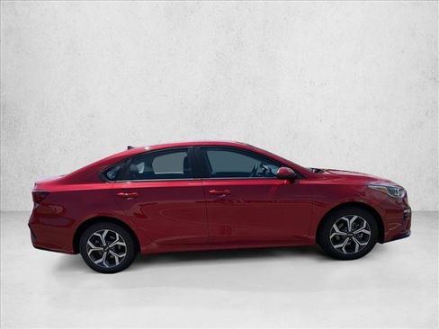 Used 2021 Kia Forte LXS FWD image 4