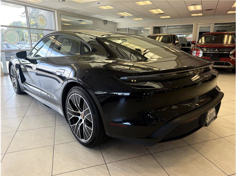 Used 2023 Porsche Taycan w/ Premium Package RWD image 7
