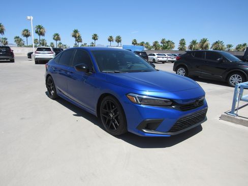Certified 2024 Honda Civic Sport image 2