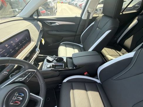 New 2026 Buick Envision Sport Touring AWD/4WD image 17