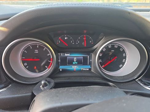 Used 2018 Buick Regal Essence w/ Driver Confidence Package #1 image 14