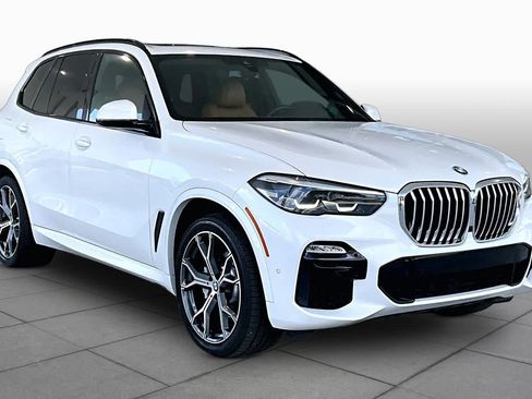 Used 2021 BMW X5 sDrive40i w/ M Sport Package RWD image 2