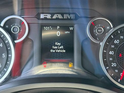 Used 2025 RAM 1500 Big Horn RWD image 25