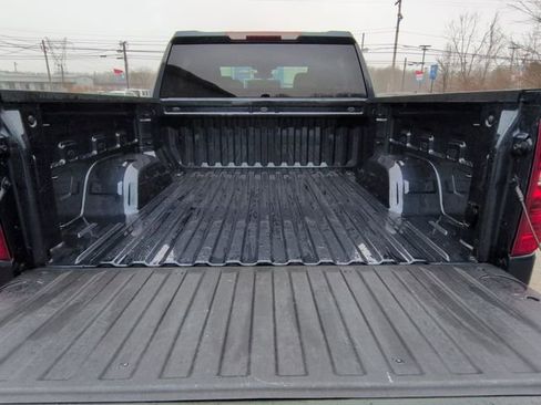 Used 2022 Chevrolet Silverado 1500 Custom image 26