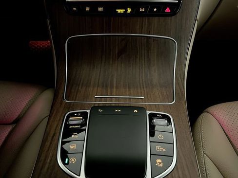 Used 2022 Mercedes-Benz GLC 300 image 20