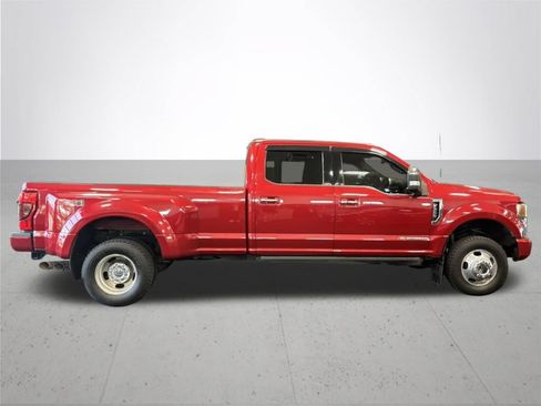 Used 2022 Ford F350 Platinum AWD/4WD image 6