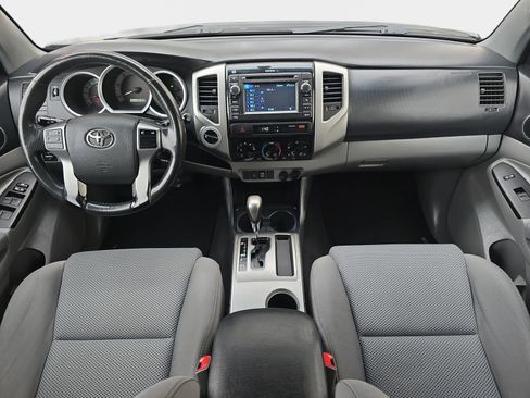 Used 2013 Toyota Tacoma Base image 10