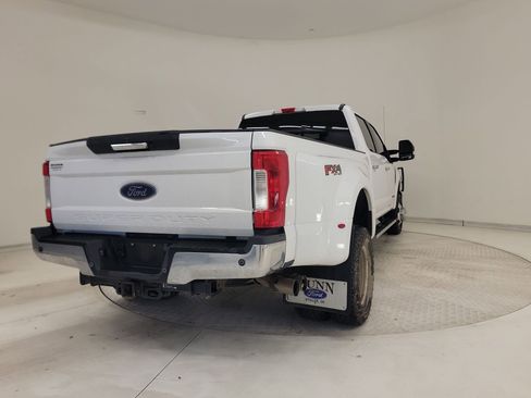 Used 2019 Ford F350 Lariat w/ Chrome Package AWD/4WD image 7