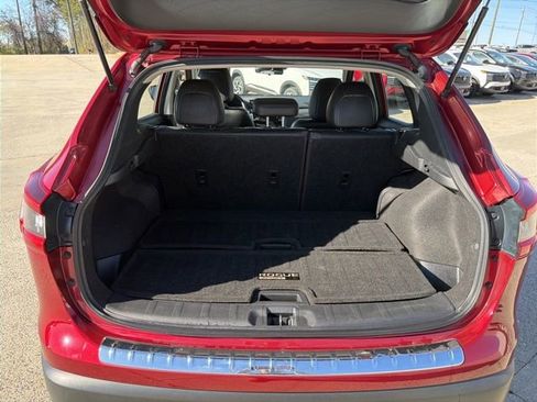 Used 2020 Nissan Rogue Sport SV w/ Technology Package image 12