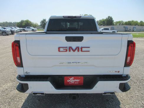 New 2026 GMC Sierra 1500 AT4 w/ AT4 Premium Package AWD/4WD image 7