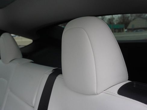 Used 2020 Tesla Model Y Performance image 33