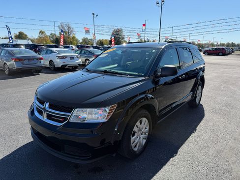 Used 2020 Dodge Journey SE image 9