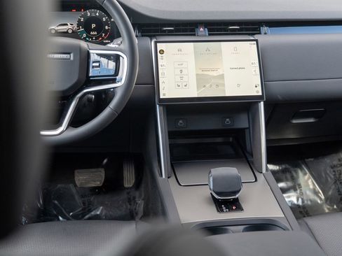 New 2024 Land Rover Discovery Sport S image 20
