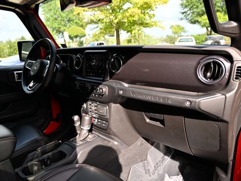 Used 2023 Jeep Wrangler Unlimited Rubicon 392 AWD/4WD image 53