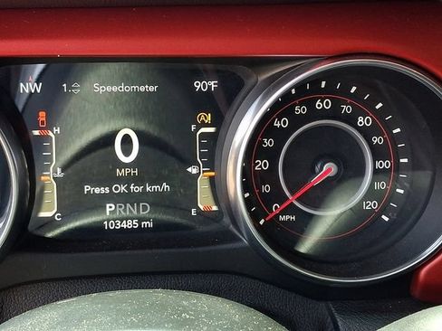 Used 2020 Jeep Gladiator Rubicon AWD/4WD image 18