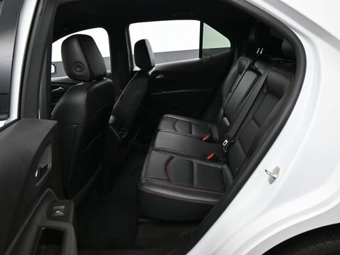 Used 2024 Chevrolet Equinox RS w/ RS Leather Package image 34