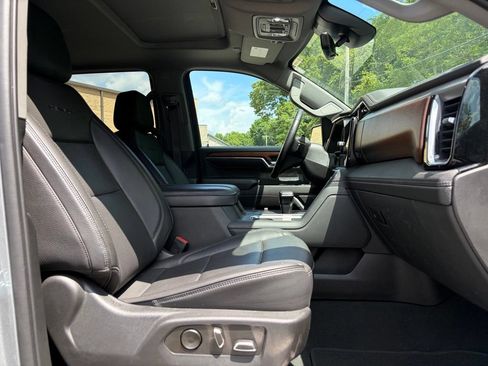 Used 2023 GMC Sierra 1500 Denali w/ Denali Reserve Package AWD/4WD image 15