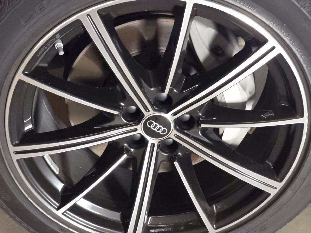 Certified 2023 Audi Q7 3.0T Premium Plus AWD/4WD image 6