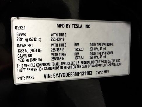 Used 2021 Tesla Model Y Long Range AWD/4WD image 26
