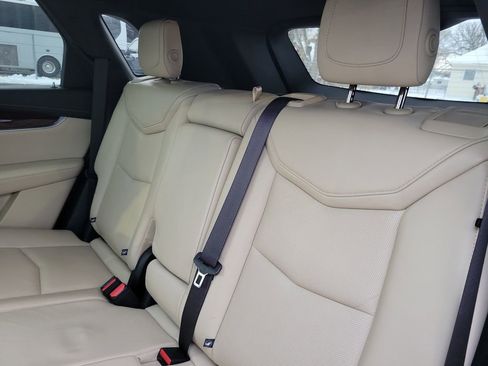 Used 2018 Cadillac XT5 Luxury w/ Driver Awareness Package image 34