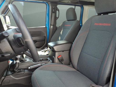 Used 2024 Jeep Wrangler Unlimited Rubicon AWD/4WD image 17