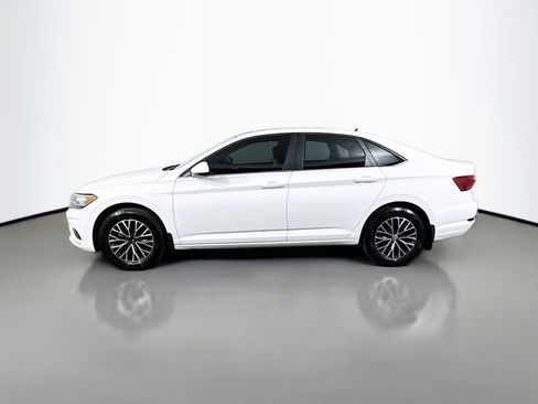Used 2020 Volkswagen Jetta SE FWD image 2