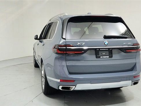 Used 2023 BMW X7 xDrive40i w/ Executive Package image 4