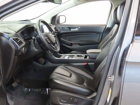 Used 2022 Ford Edge Titanium w/ Equipment Group 301A image 16