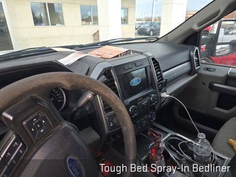 Used 2021 Ford F250 XLT w/ XLT Premium Package image 12