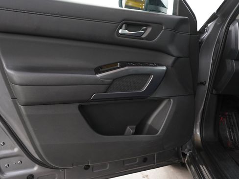 Used 2023 Nissan Pathfinder SL w/ SL Premium Package AWD/4WD image 21