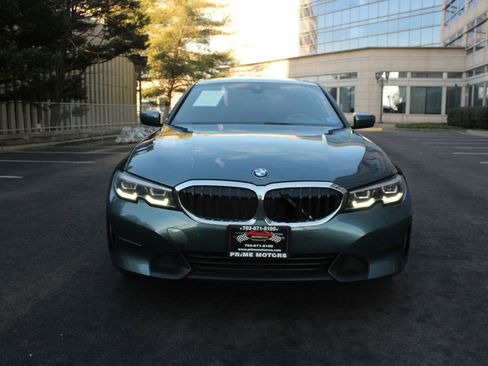 Used 2020 BMW 330i xDrive Sedan w/ Convenience Package AWD/4WD image 3