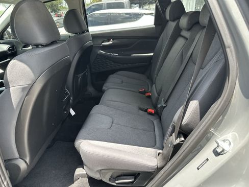 Used 2023 Hyundai Santa Fe SEL FWD image 4