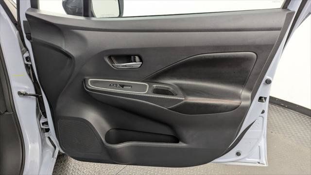 Used 2024 Nissan Versa SR FWD image 22