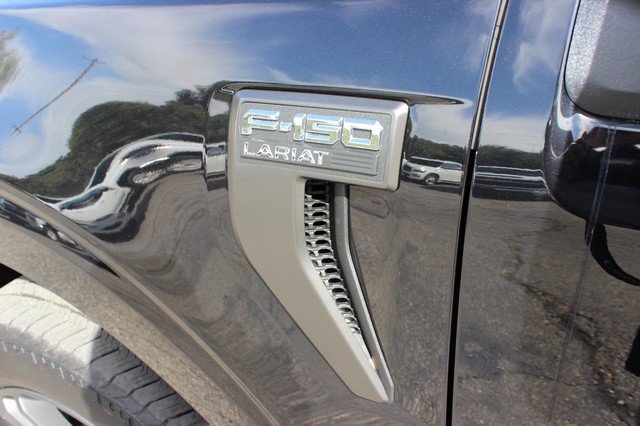 Used 2023 Ford F150 Lariat w/ Equipment Group 502A High AWD/4WD image 3